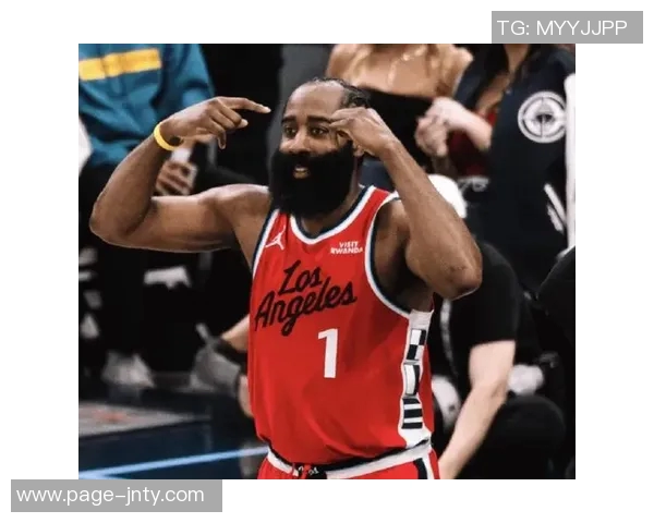 哈登逆风翻盘展现领袖风范快船客场逆袭质疑声中再创辉煌